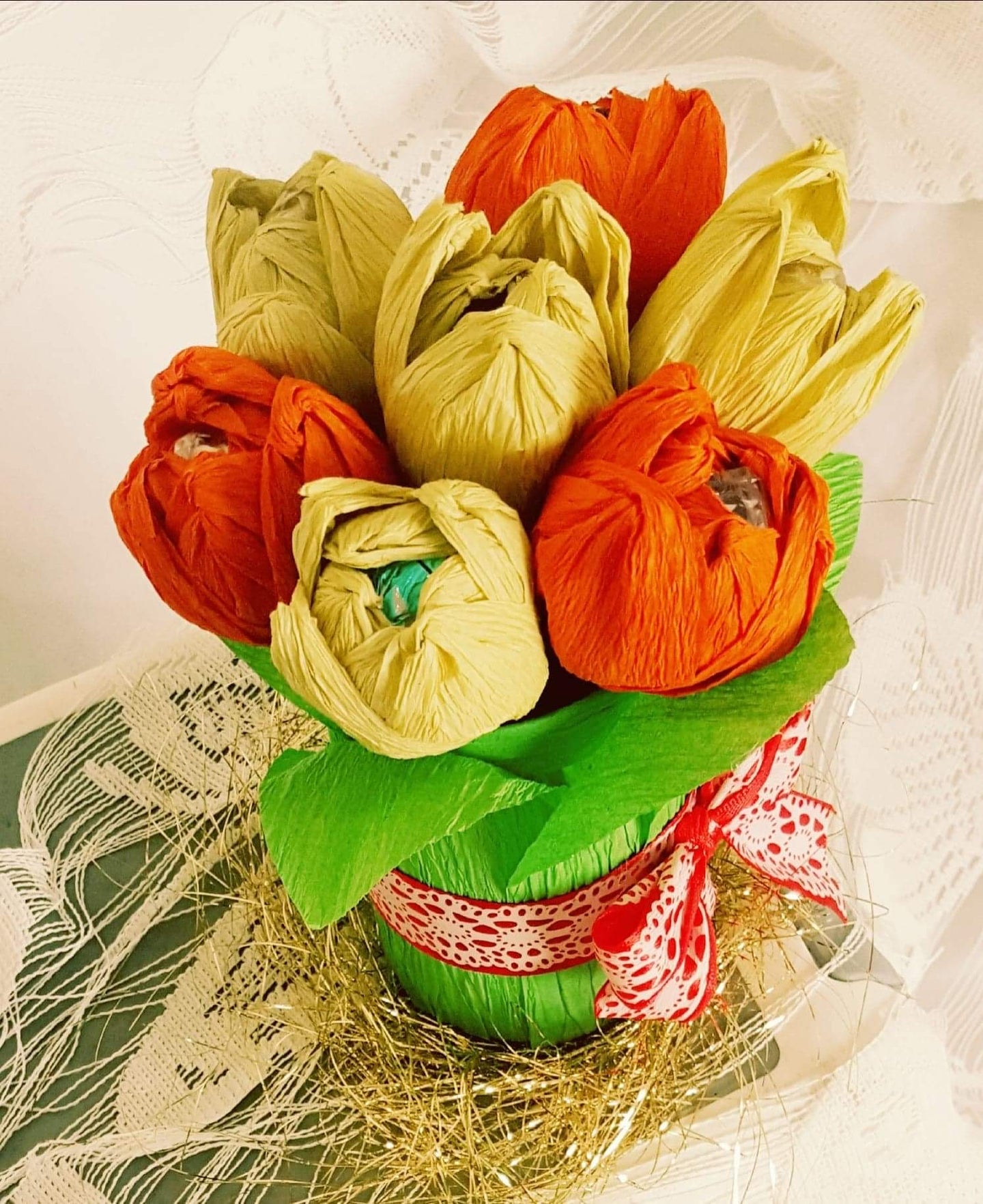 Mini Lindt Tulips & Roses Bouquet