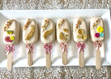 Load image into Gallery viewer, Golden Baby shower cakesicles
